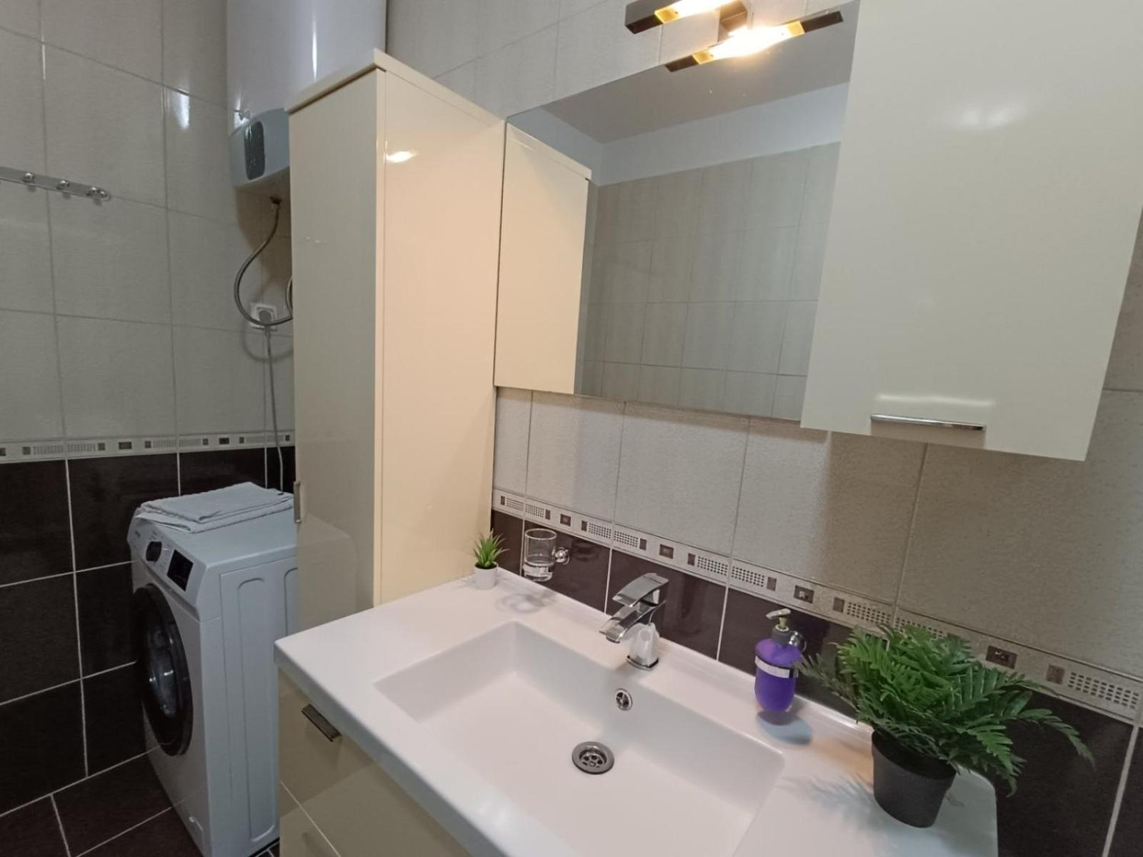Apartments Frano I Franka By The Sea 오레비츠 외부 사진